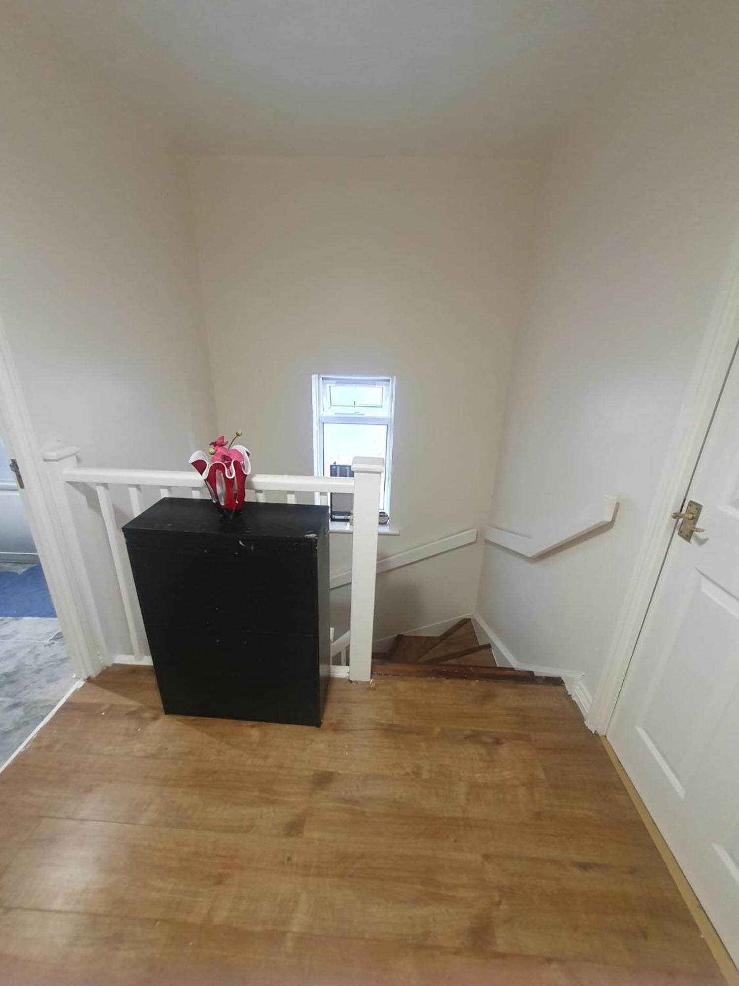 Double Size And Single Room In Barking 巴尔金 外观 照片